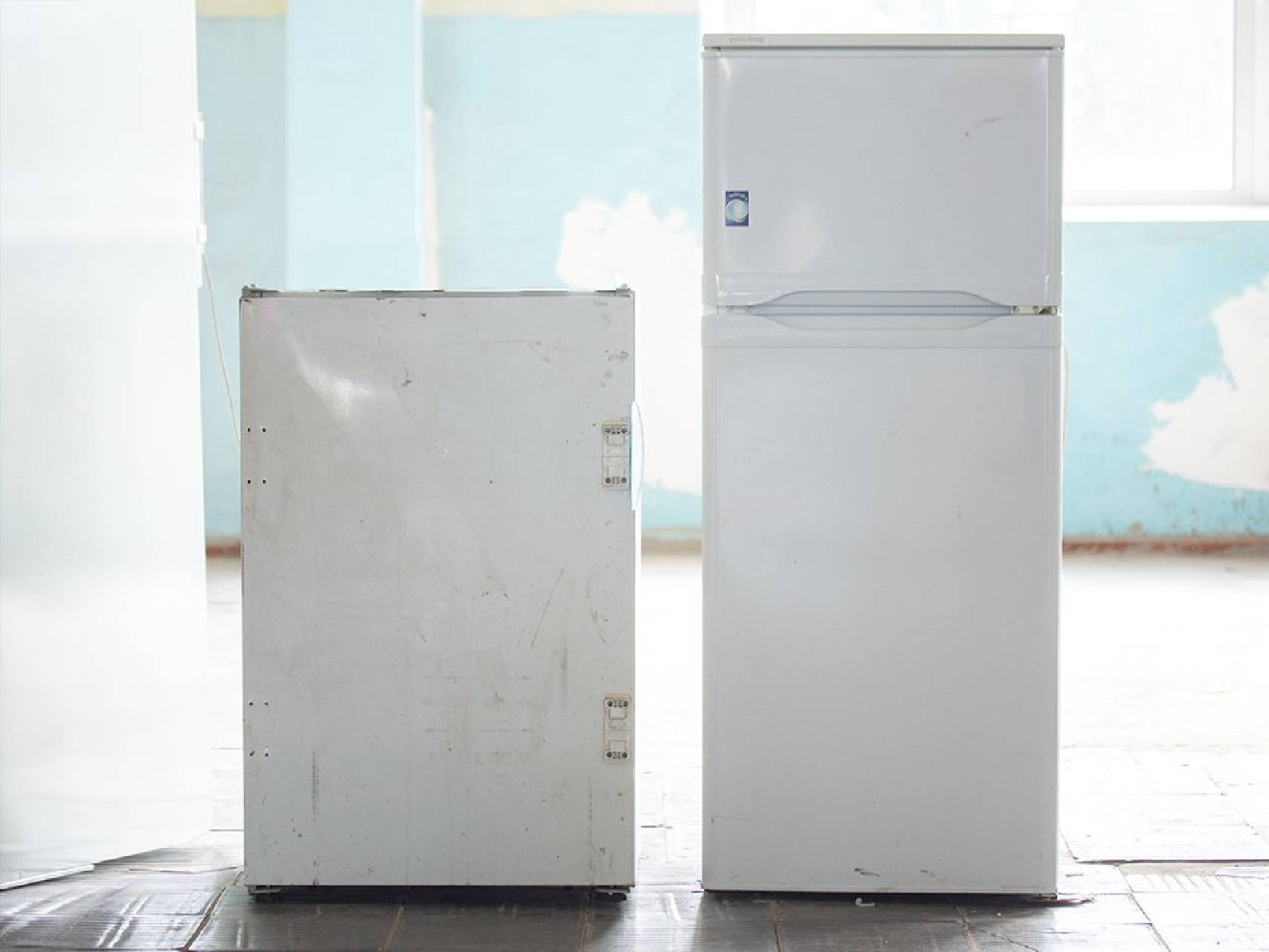 Що робити зі старим холодильником?